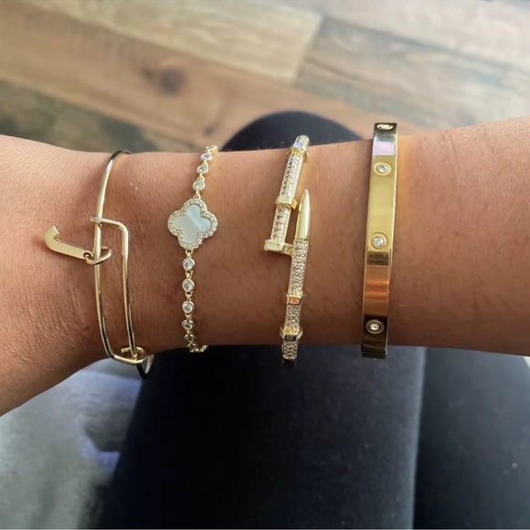 Just Un Clou Nail Gold Crystal Elegant Bracelet - Picture 6 of 7